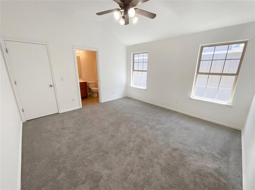 504 Woodbriar Property Photo 4
