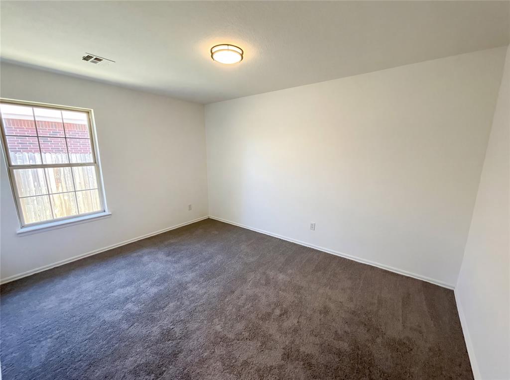 504 Woodbriar Property Photo 11
