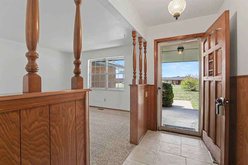 122 N Montebella Terrace Property Photo 11