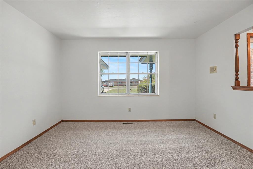 122 N Montebella Terrace Property Photo 13