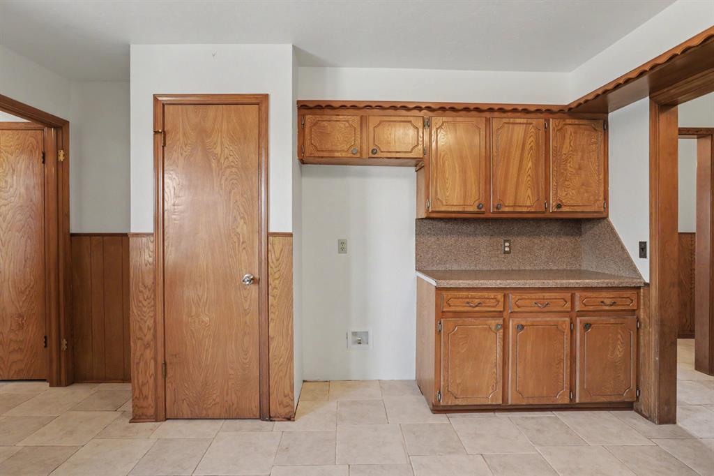 122 N Montebella Terrace Property Photo 15