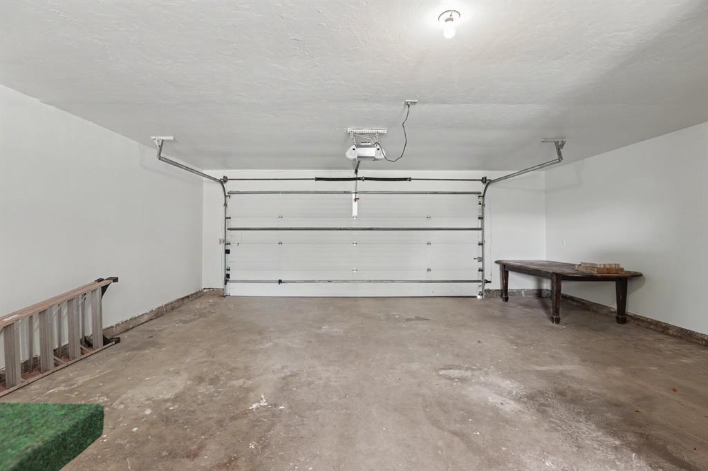 122 N Montebella Terrace Property Photo 21