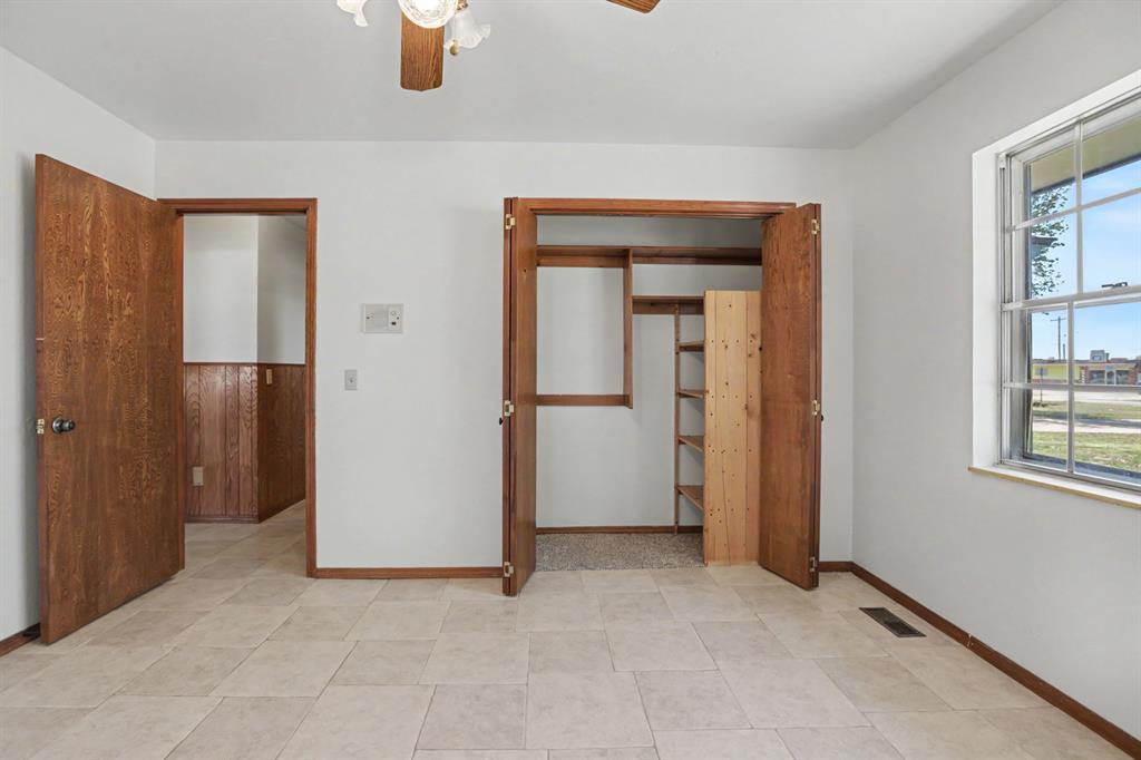 122 N Montebella Terrace Property Photo 35