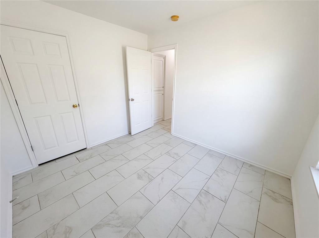 12917 Meadows Drive Property Photo 4