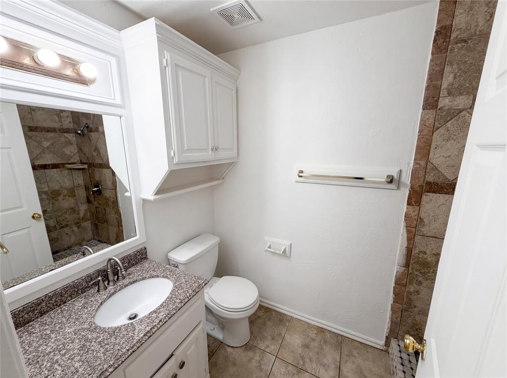 12917 Meadows Drive Property Photo 13
