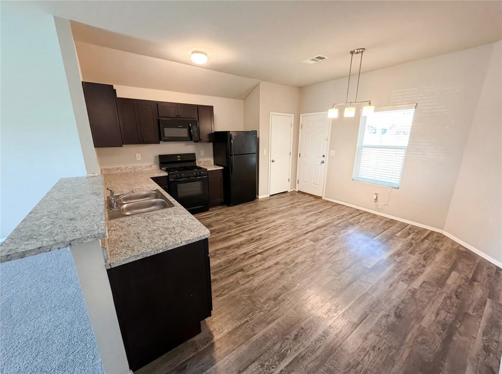 2308 Dillards Drive Property Photo 9