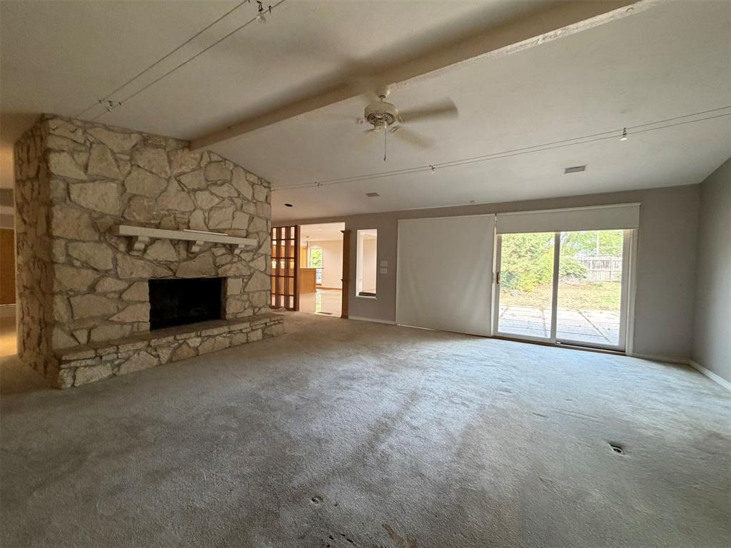 3704 Nw 69th Street Property Photo 7