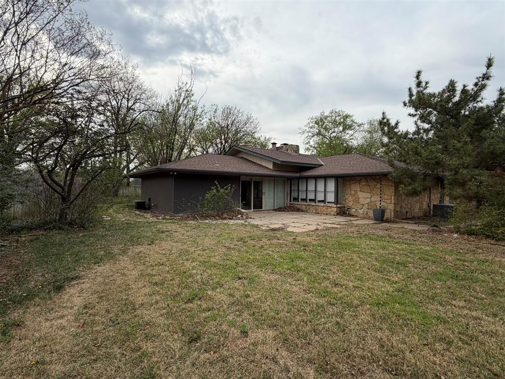 3704 Nw 69th Street Property Photo 18