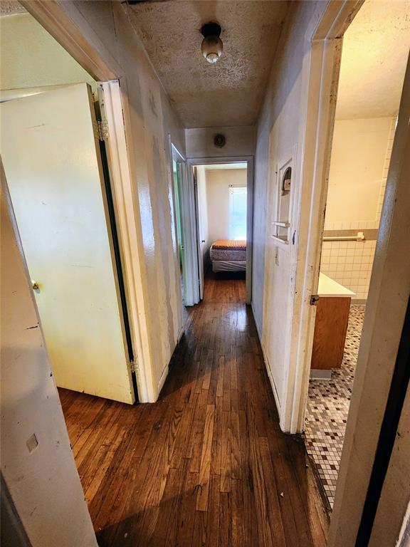 612 W Georgia Avenue Property Photo 7