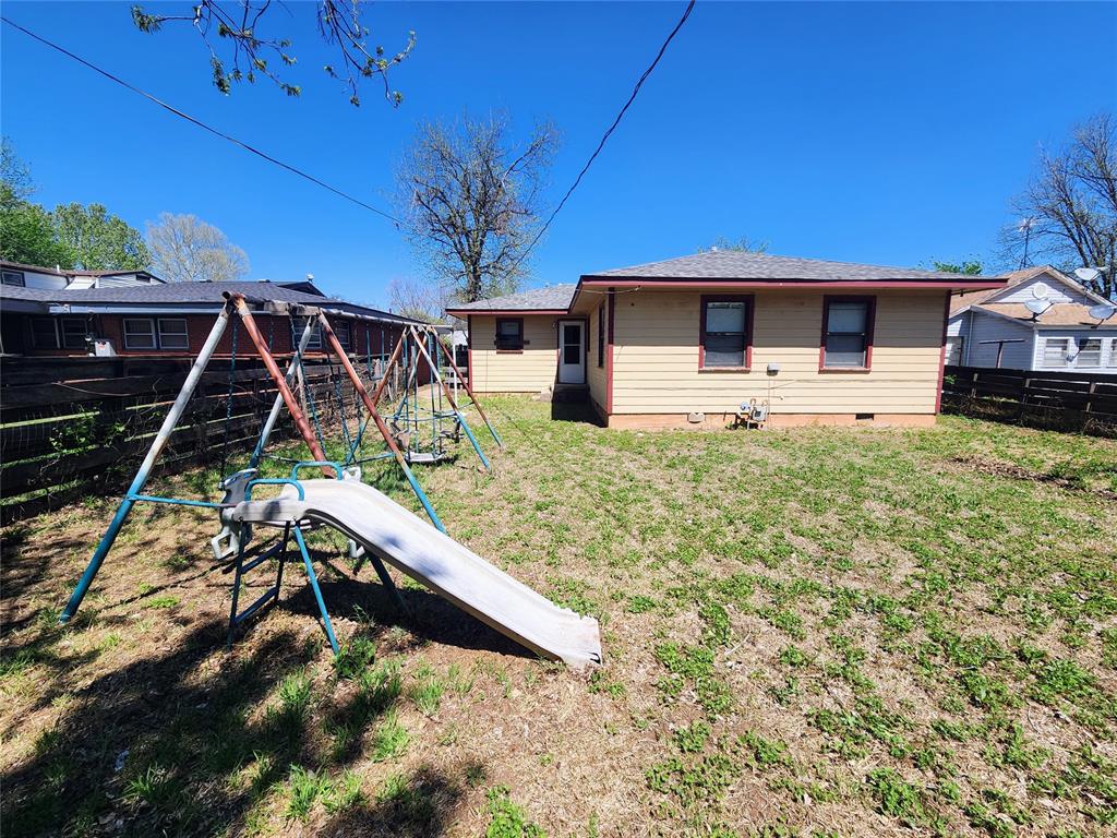 612 W Georgia Avenue Property Photo 17