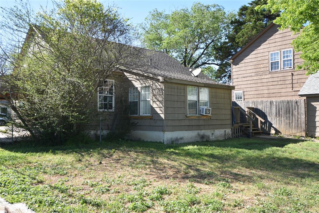1000 N Mckinley Street Property Photo 4