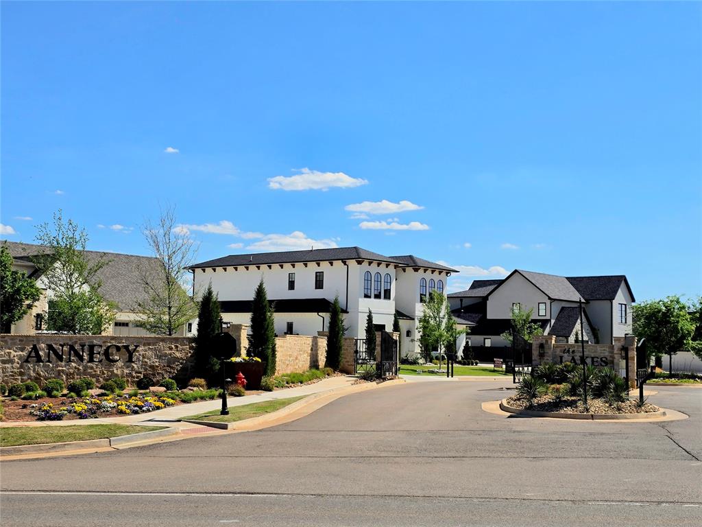 14900 Annecy Boulevard Property Photo 2
