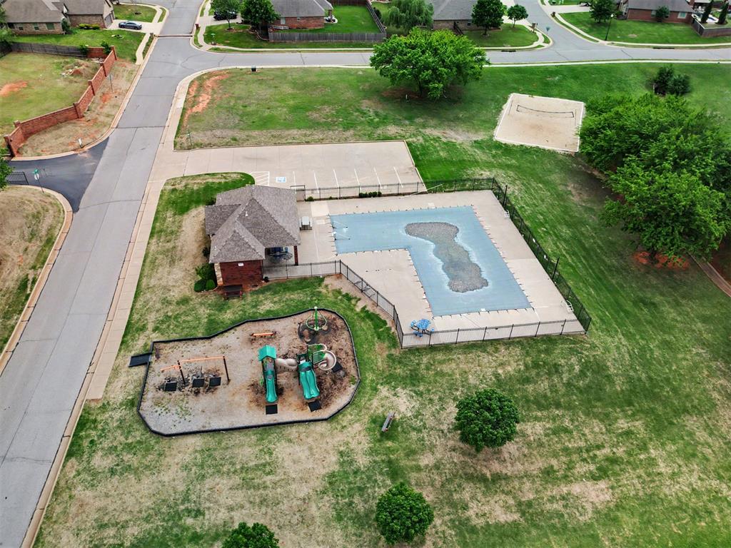609 S Texoma Drive Property Photo 41
