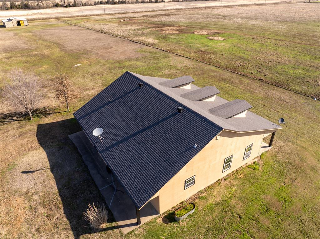 409748 E 1160 Road Property Photo 9