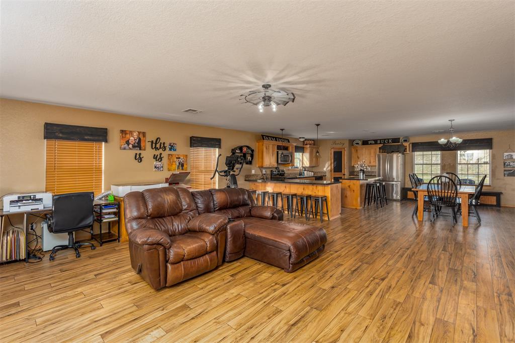 409748 E 1160 Road Property Photo 25