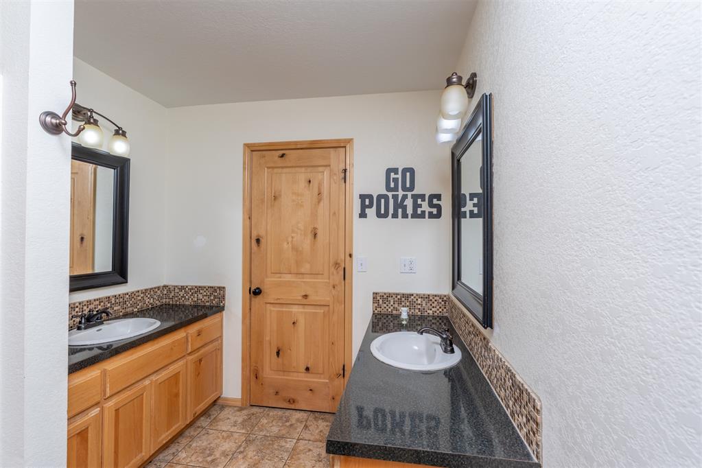 409748 E 1160 Road Property Photo 46