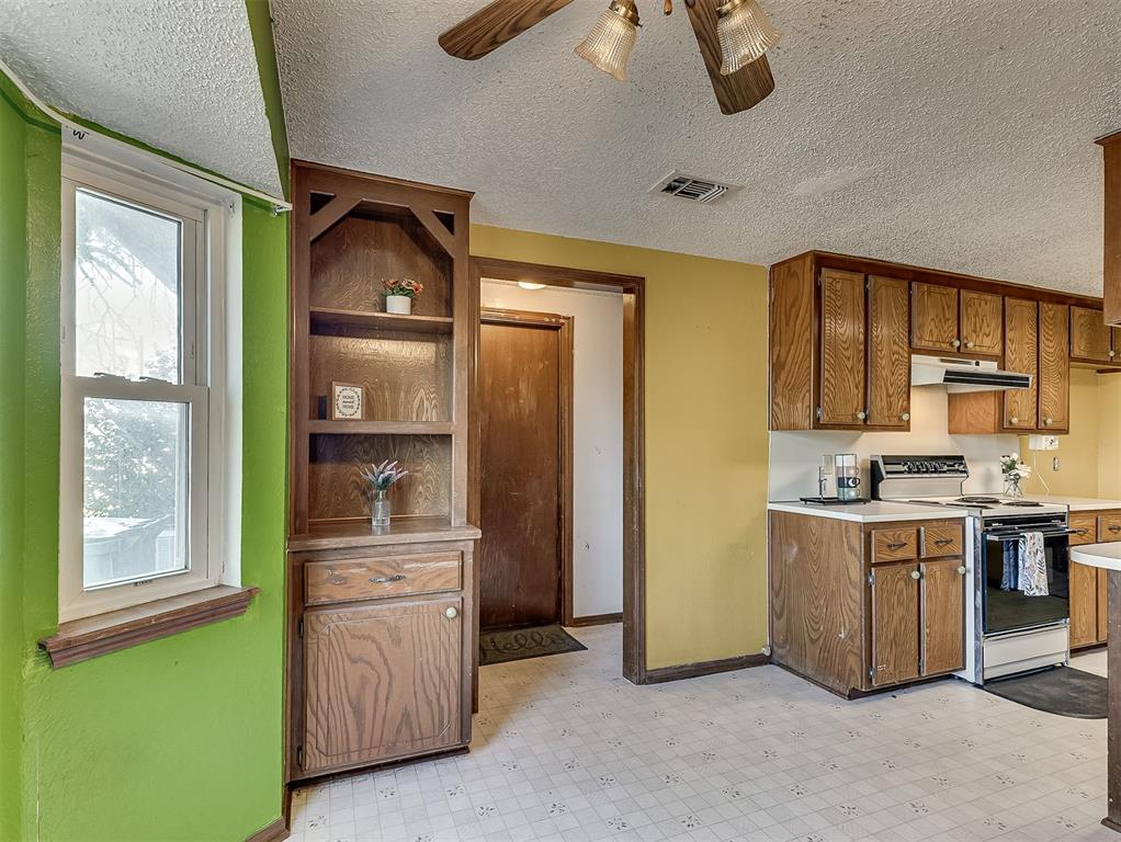 8401 Bellmon Avenue Property Photo 5