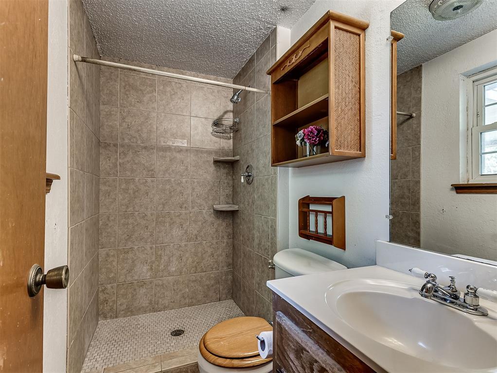 8401 Bellmon Avenue Property Photo 9