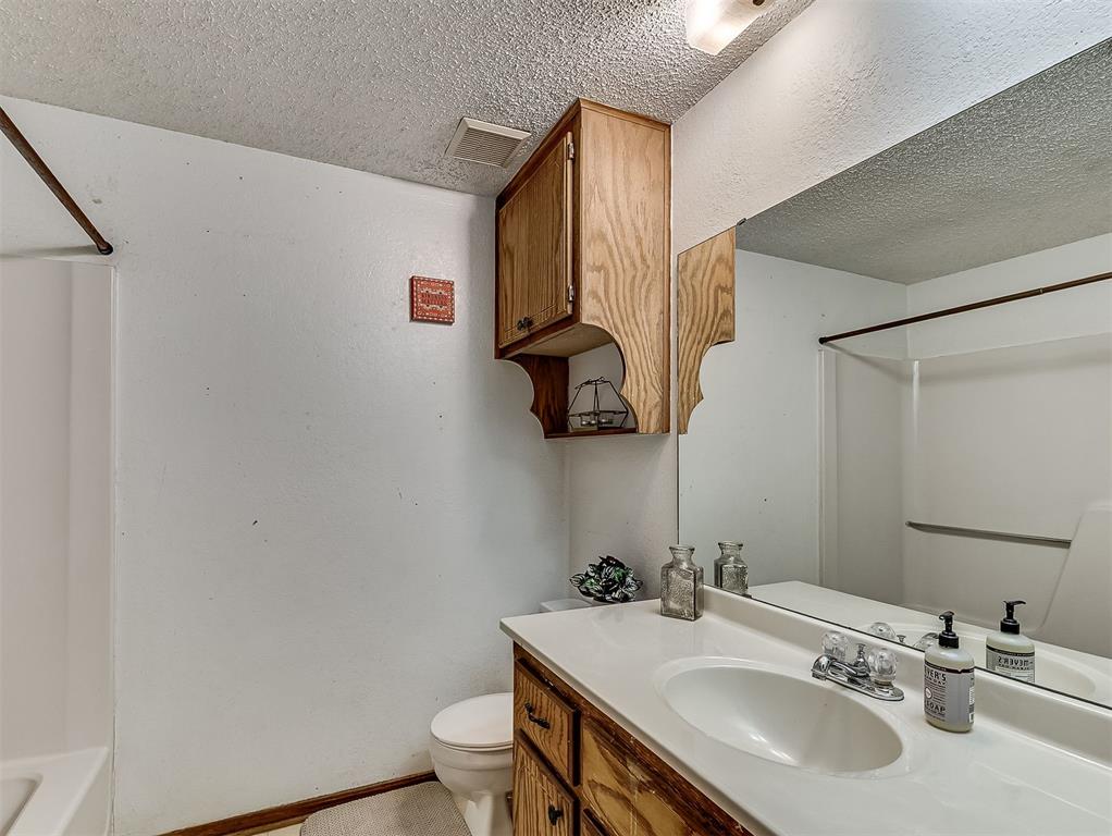 8401 Bellmon Avenue Property Photo 11