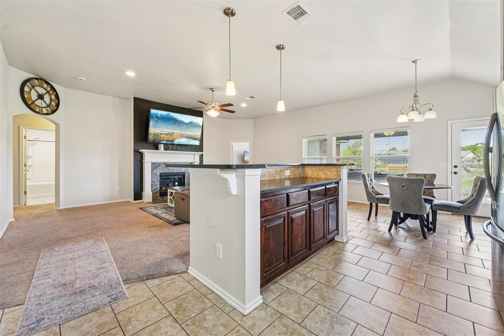12607 Se 18th Street Property Photo 3