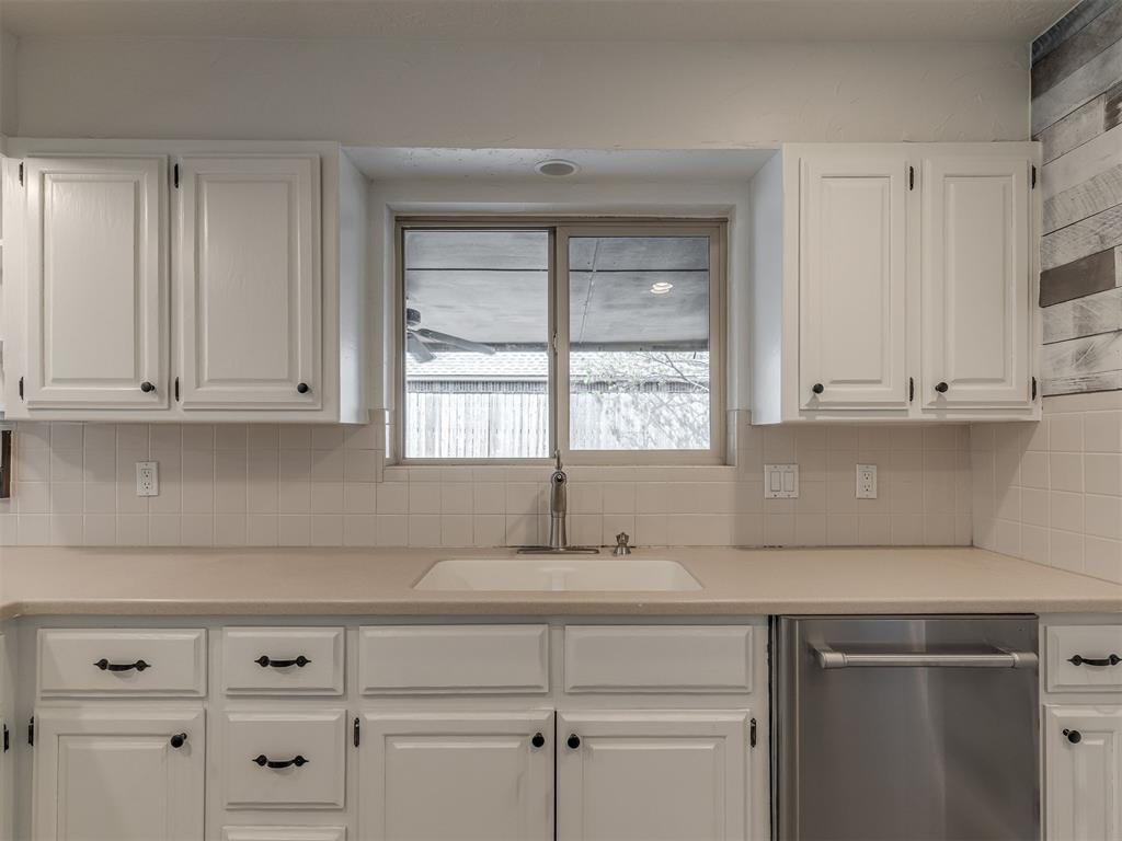 716 Landsdowne Drive Property Photo 14