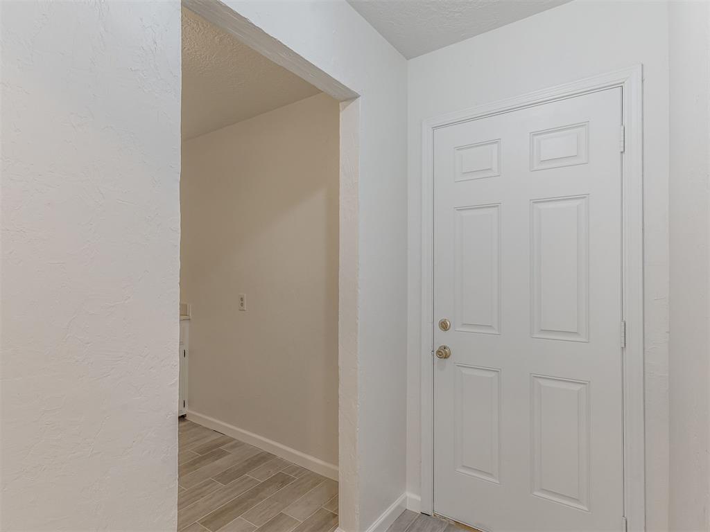 716 Landsdowne Drive Property Photo 37