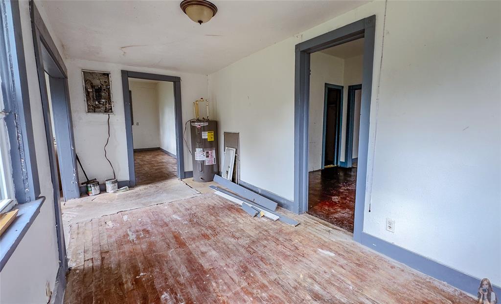 411 Ne Avenue B Avenue Property Photo 9