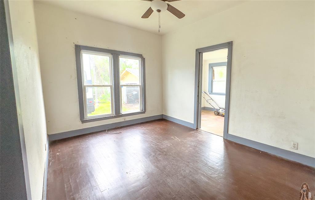 411 Ne Avenue B Avenue Property Photo 14