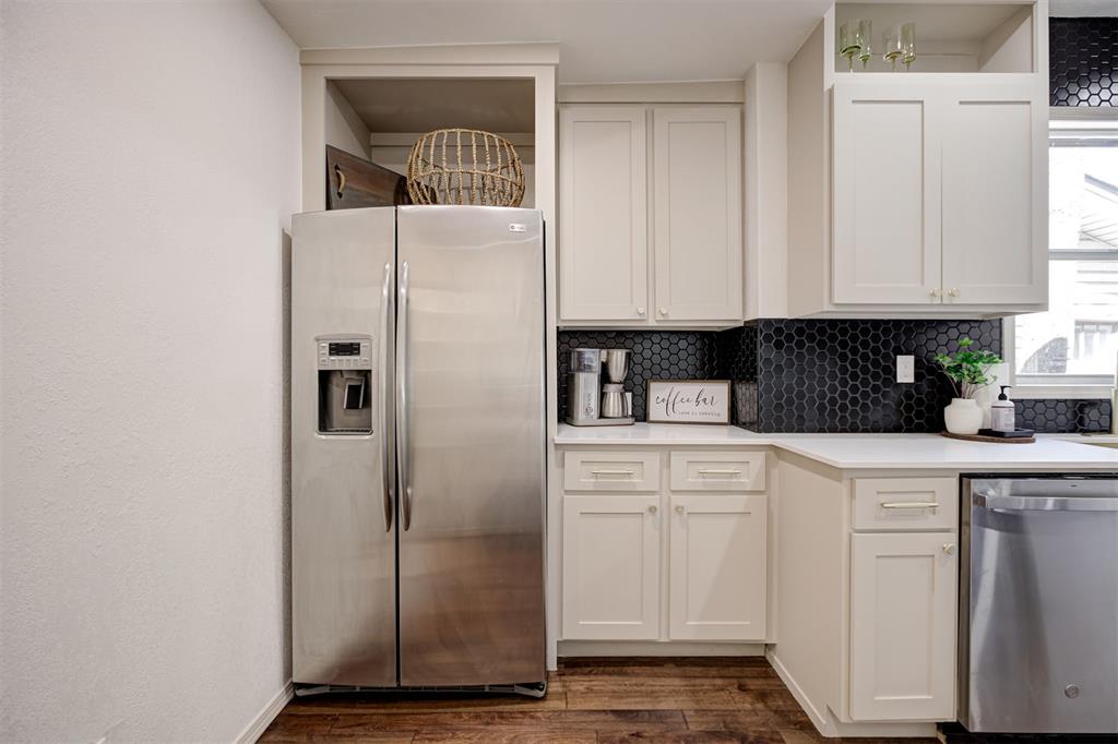 1223298 Property Photo 17