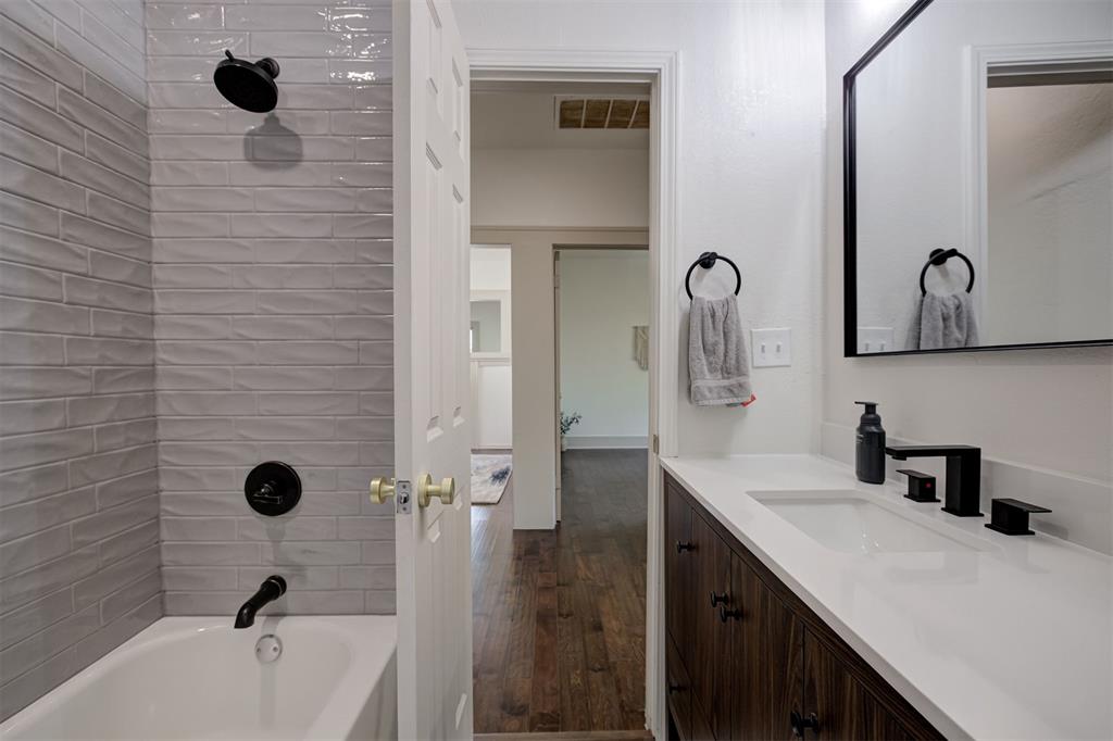 1223298 Property Photo 33