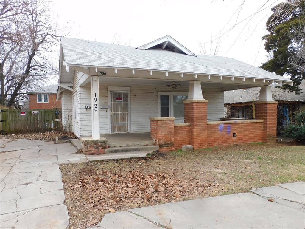 1950 W Park Property Photo 4