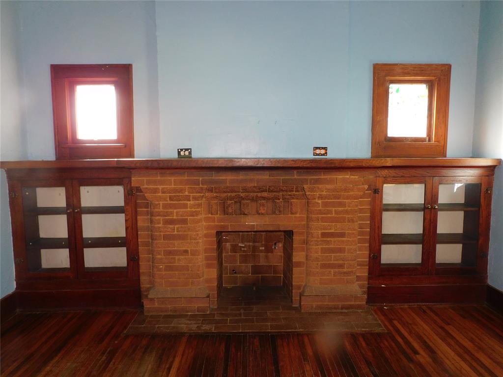 1950 W Park Property Photo 12