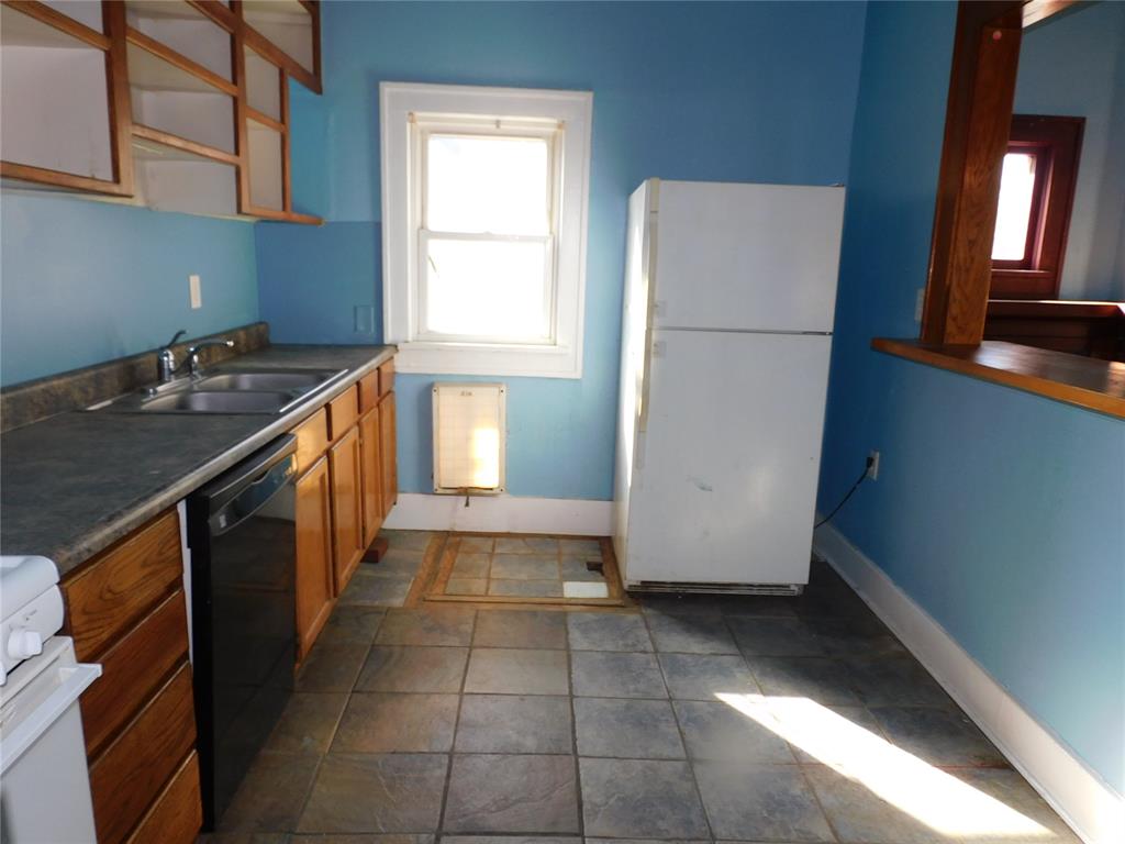 1950 W Park Property Photo 20