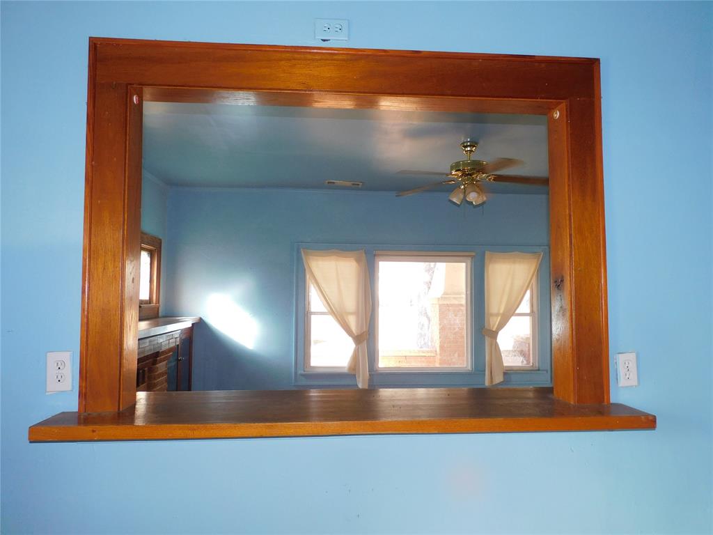 1950 W Park Property Photo 23