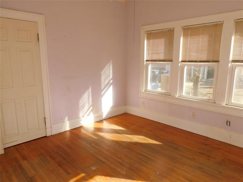 1950 W Park Property Photo 25