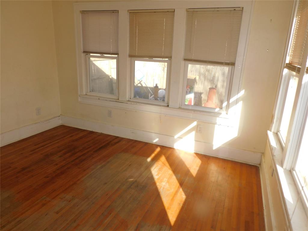 1950 W Park Property Photo 27