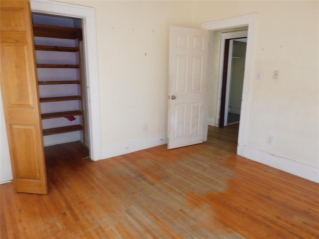 1950 W Park Property Photo 28