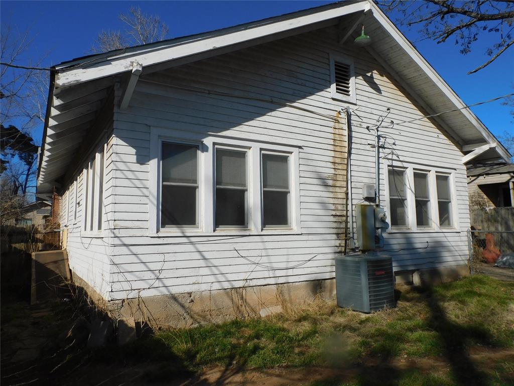 1950 W Park Property Photo 29