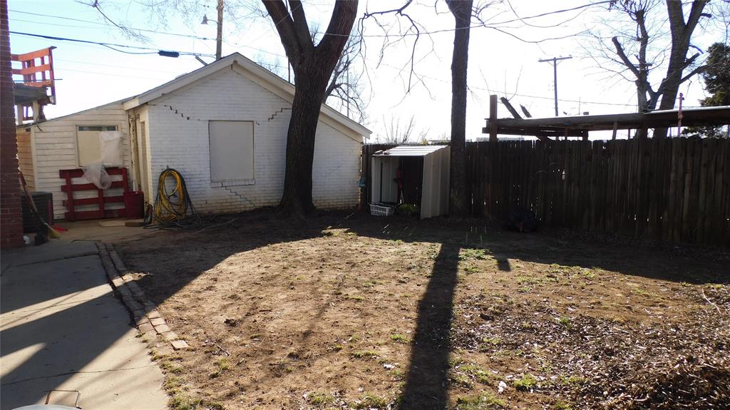 1950 W Park Property Photo 33