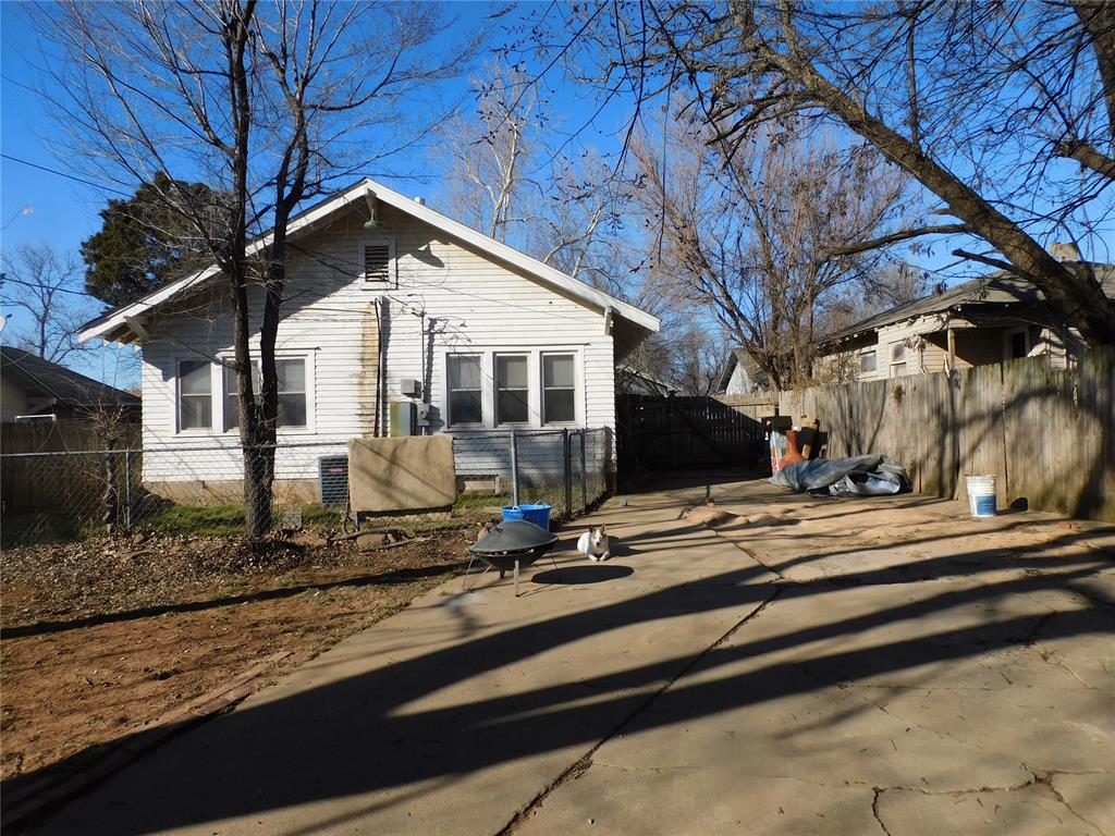 1950 W Park Property Photo 36