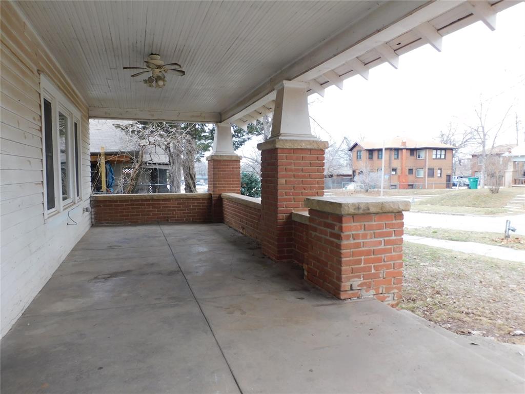 1950 W Park Property Photo 39