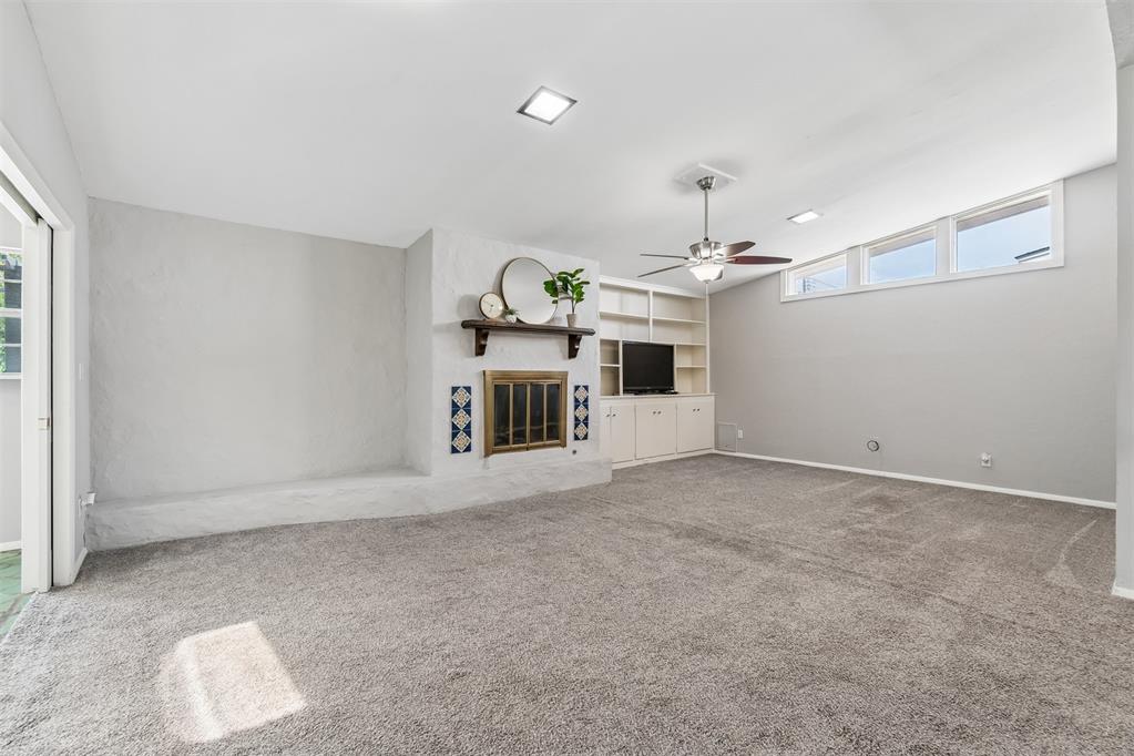 3300 Nw 61st Street Property Photo 8