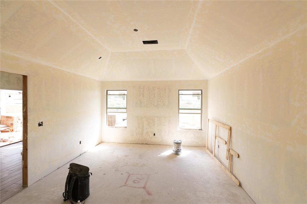 8308 Hazelwood Way Property Photo 10