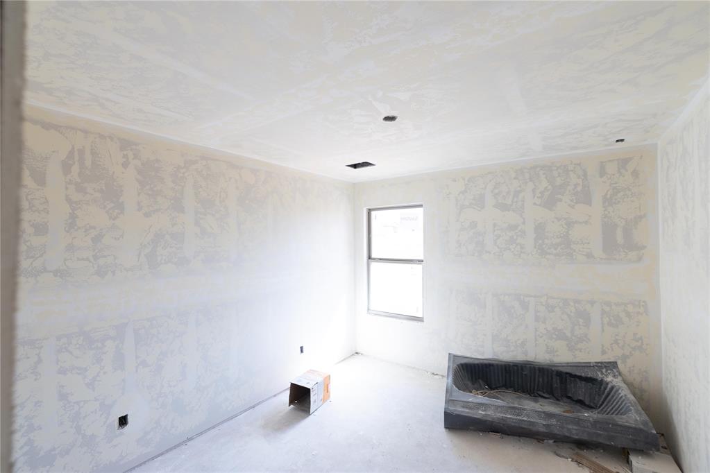8308 Hazelwood Way Property Photo 12