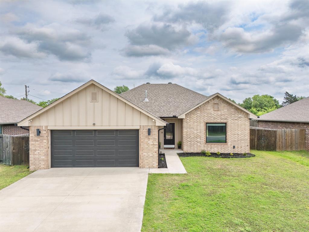 2225 Bent Tree Road Property Photo 1