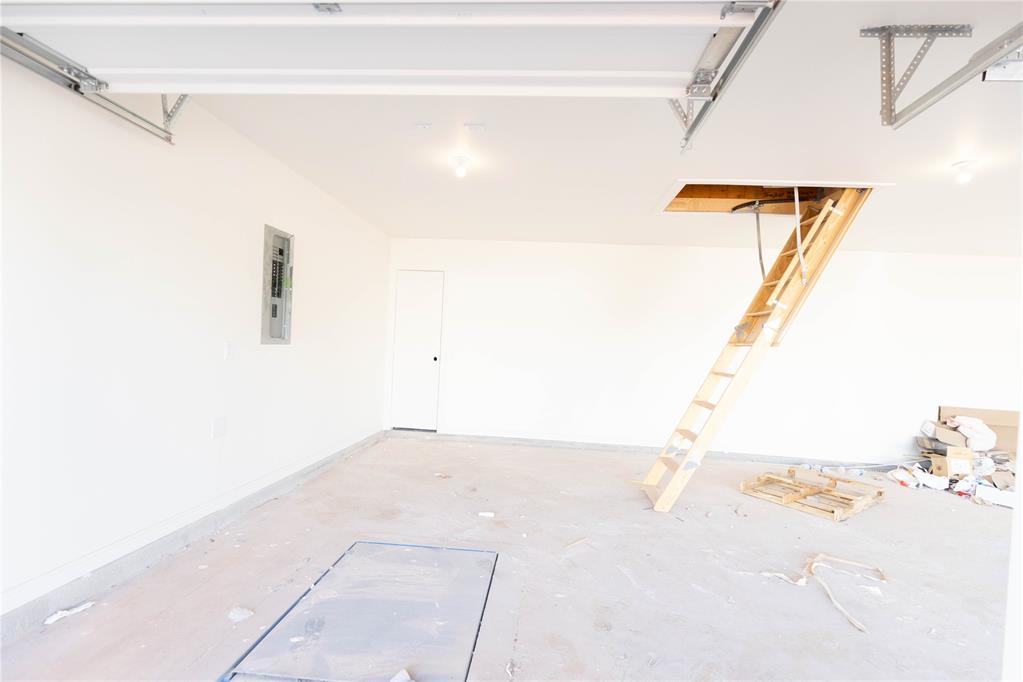 15408 Bedford Road Property Photo 25