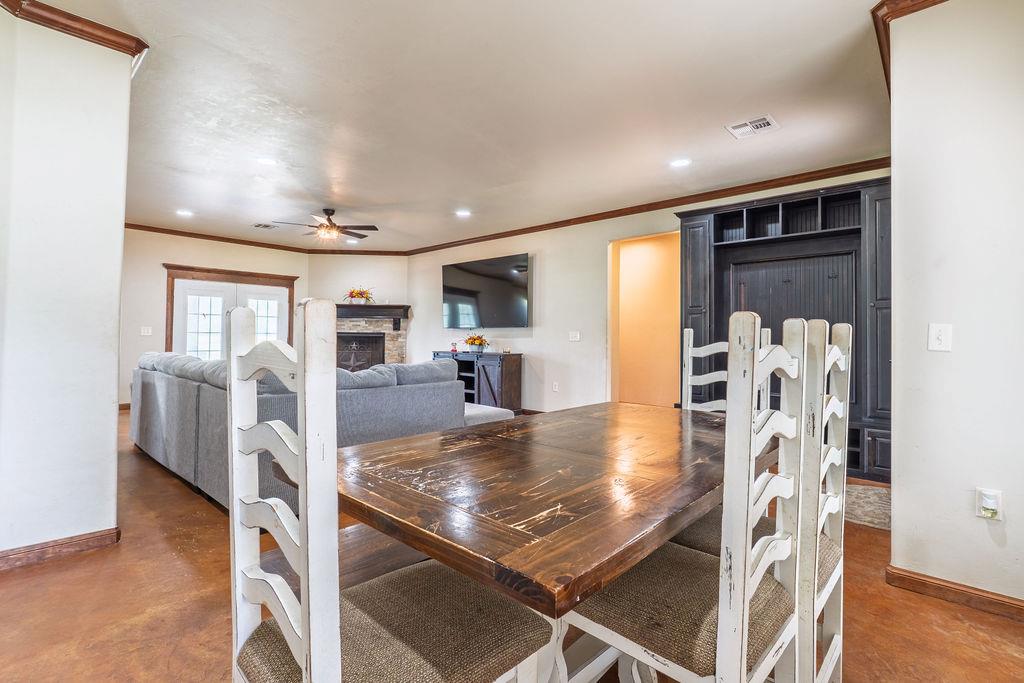 33705 Waco Road Property Photo 7