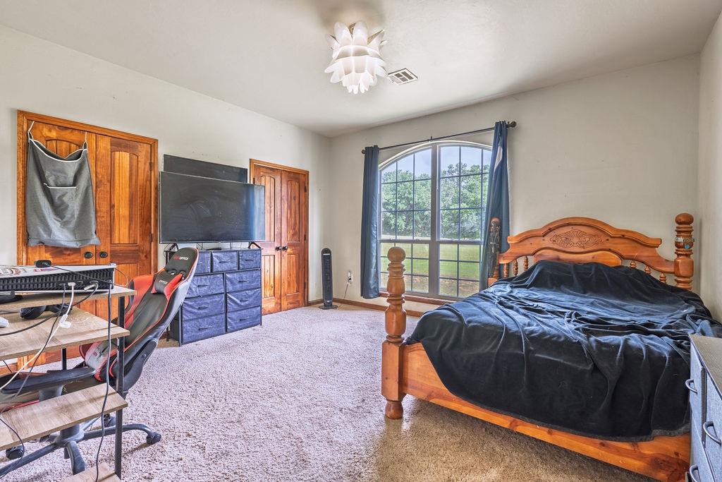 33705 Waco Road Property Photo 31