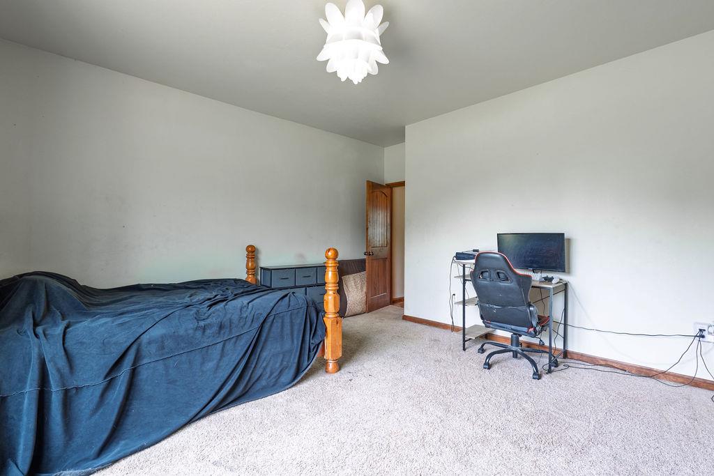 33705 Waco Road Property Photo 32