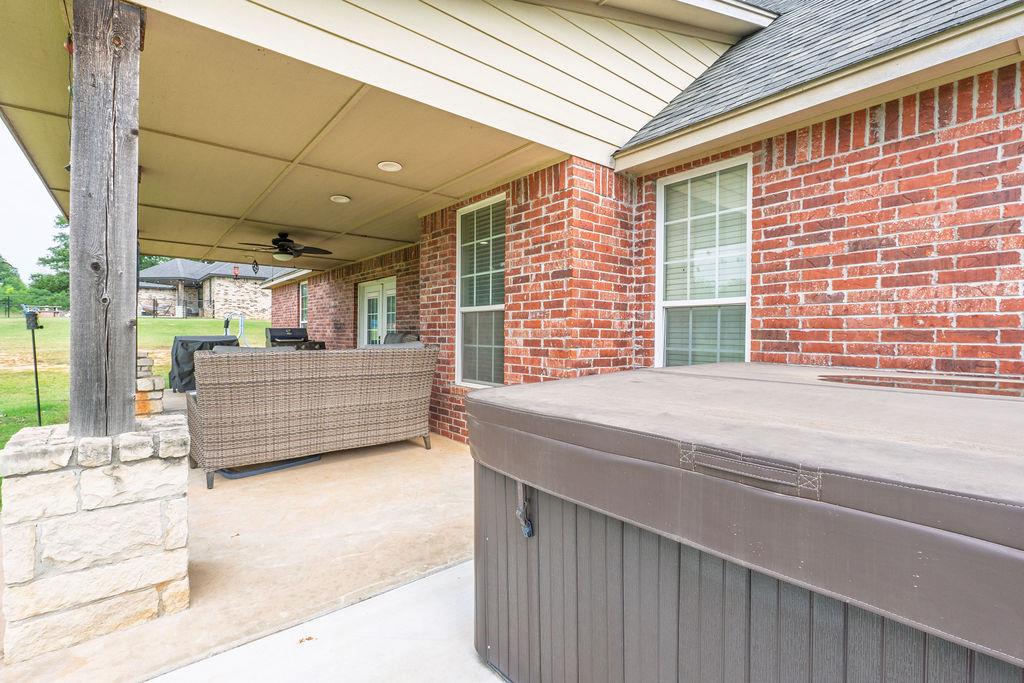 33705 Waco Road Property Photo 40